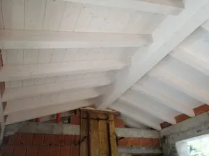 Copertura in abete lamellare sbiancato