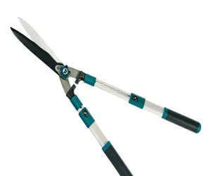 Forbici per siepi con manici telescopici
